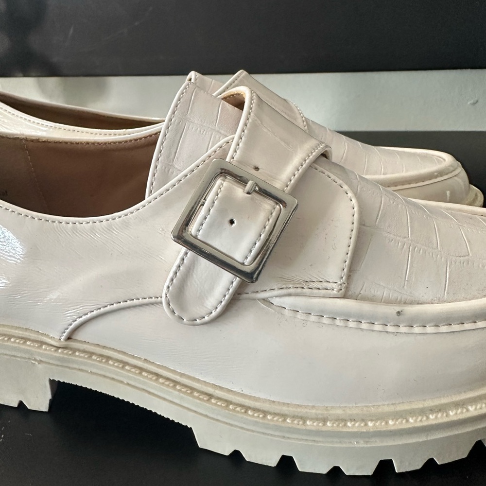 🆕Journee Collection Loafers - Picture 8 of 13